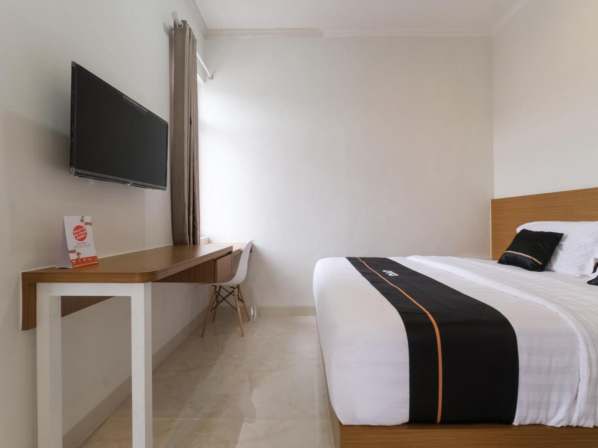 Super Oyo Collection O 90023 Damar Kusumo Guest House Maguwo Bagian luar foto